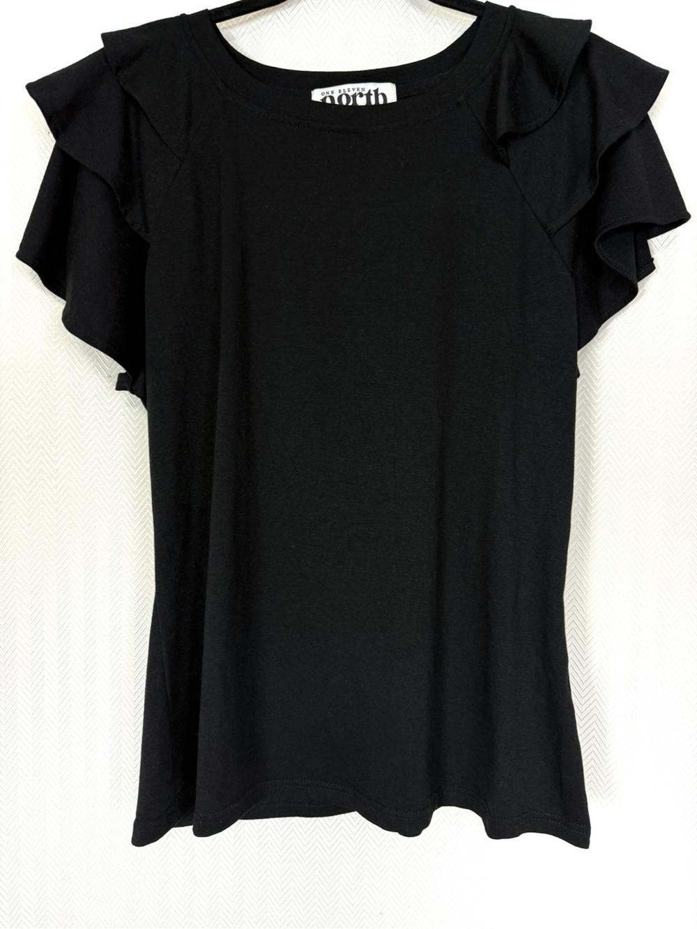 One Eleven North Black Flutter Sleeve Top Size XL
